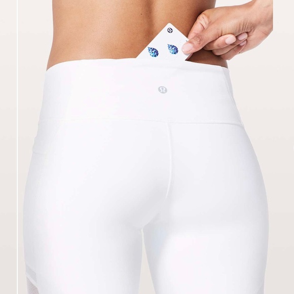 Pre-Loved White Lululemon Leggings. 21”. Size 4 - Picture 7 of 8